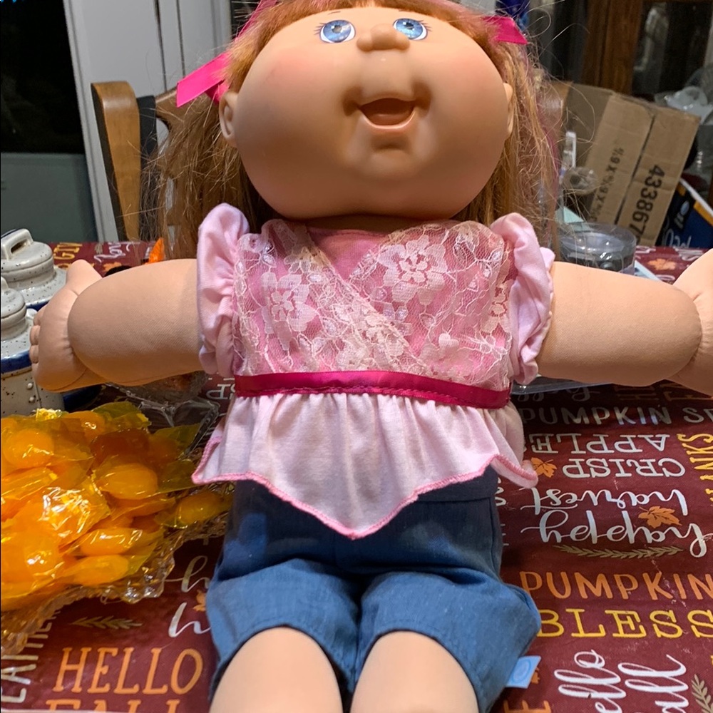 2004 Cabbage Patch Kids red haired blue eyed doll. Great shape